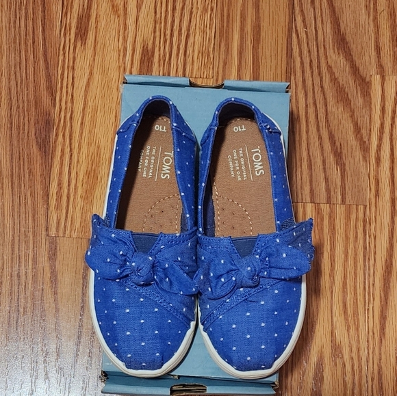 Tiny Toms - Picture 3 of 3